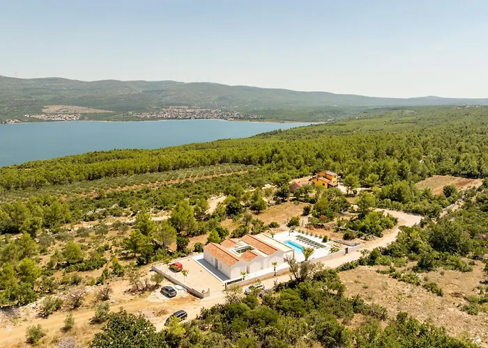Olea Zadarvillas