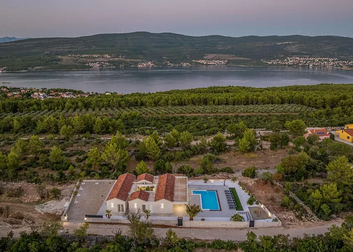 וילה Olea Zadarvillas *