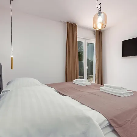 别墅 Olea Zadarvillas