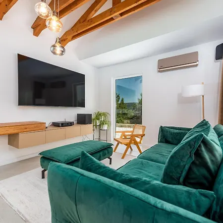 Olea Zadarvillas