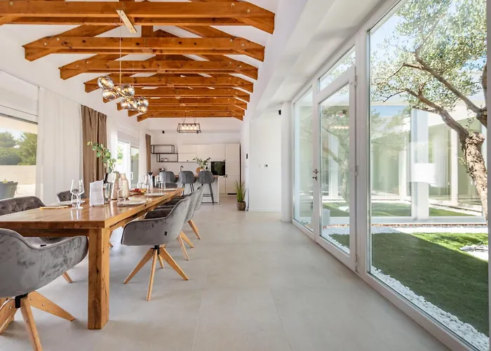 Olea Zadarvillas וילה